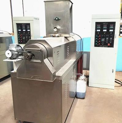 DGP 65 Máquina automática de extrusión de alimentos para perros de acero inoxidable / Línea de procesamiento de alimentos secos para mascotas