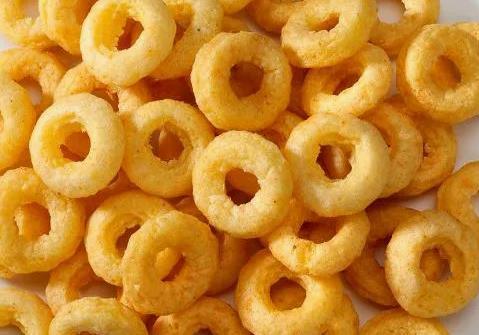 Máquina de fabricación de alimentos para bocadillos en 3D 200-260 kg/h Triángulo Roung Tube Anillo de cebolla