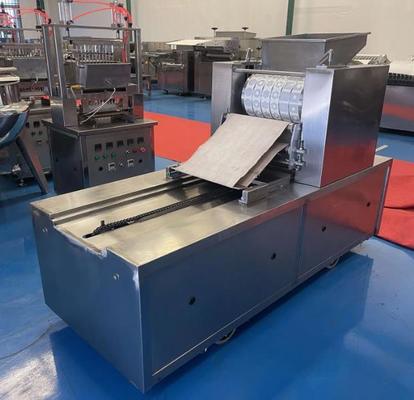 La máquina de la preparación de galletas del perro de la vida completa, acaricia el equipo de la comida de perro del cuidado dental