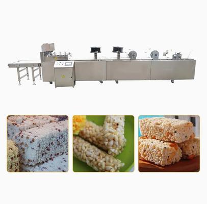 Pequeña barra hinchada del cereal del arroz del caramelo que hace la máquina, máquina que sopla del arroz