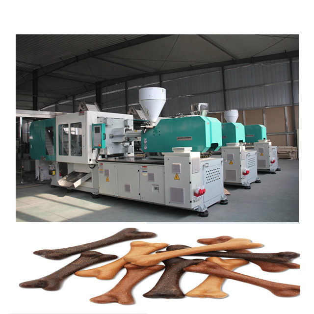 El animal doméstico trata el pienso que hace la máquina, equipo de proceso de la protuberancia del alimento para animales